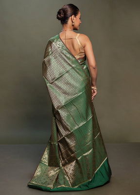 Green Kora Silk Saree With Blouse Piece