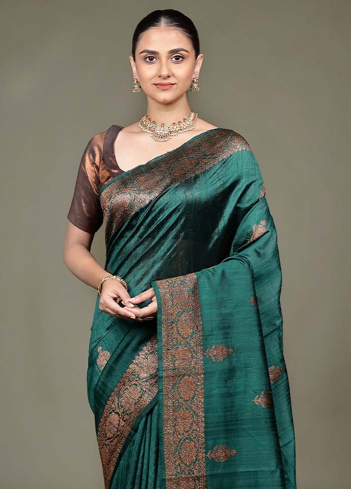 Green Handloom Tussar Pure Silk Saree With Blouse Piece