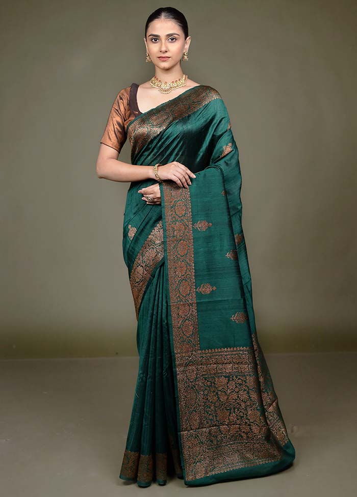 Green Handloom Tussar Pure Silk Saree With Blouse Piece