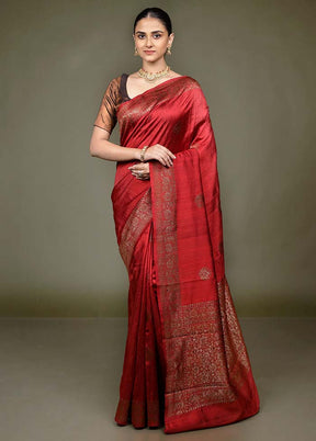 Maroon Handloom Tussar Pure Silk Saree With Blouse Piece