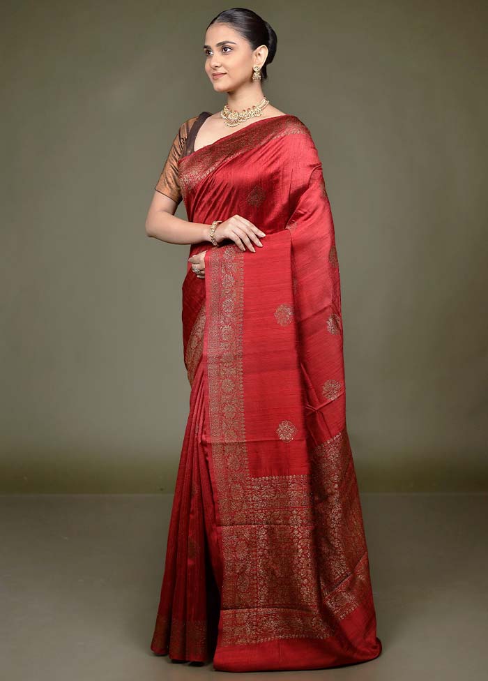 Maroon Handloom Tussar Pure Silk Saree With Blouse Piece