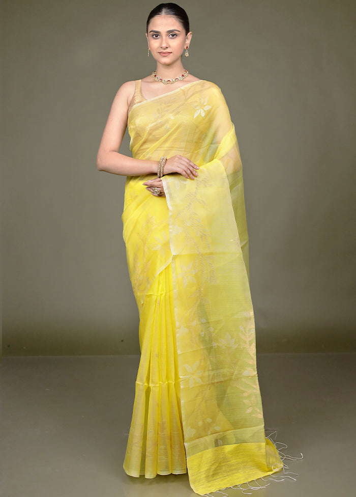 Yellow Handloom Matka Pure Silk Saree With Blouse Piece