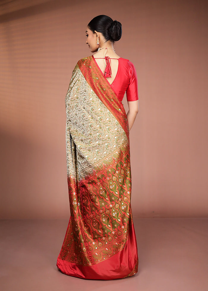 Cream Tanchoi Silk Saree With Blouse Piece