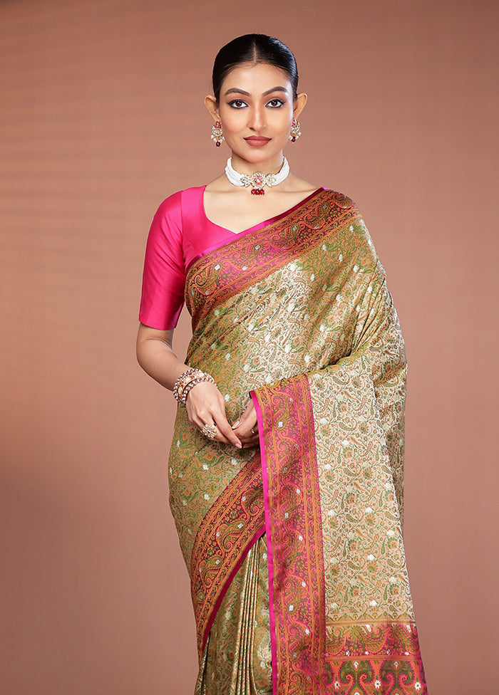 Green Tanchoi Silk Saree With Blouse Piece