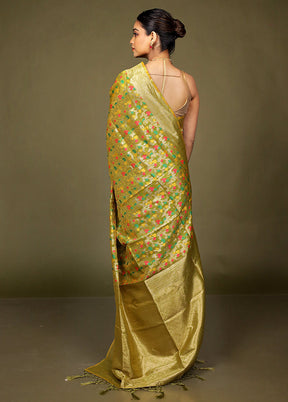 Green Kora Silk Saree With Blouse Piece