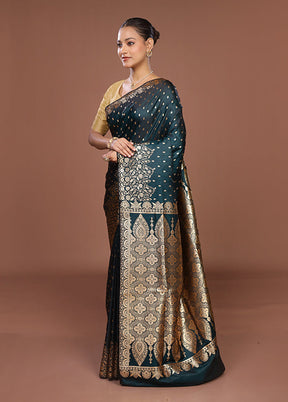 Green Banarasi Silk Saree With Blouse Piece