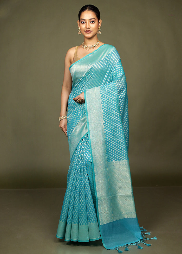 Green Kora Silk Saree With Blouse Piece