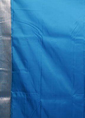 Blue Katan Silk Saree With Blouse Piece