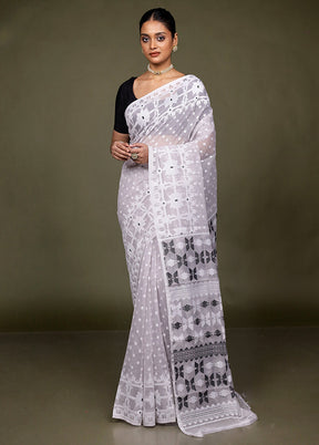 Cream Tant Jamdani Saree Without Blouse Piece
