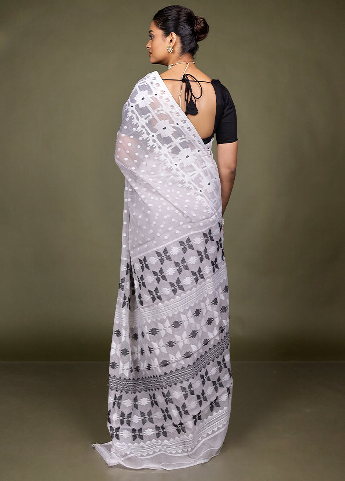 Cream Tant Jamdani Saree Without Blouse Piece