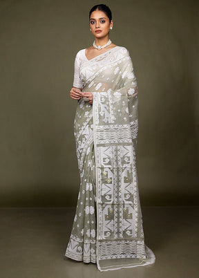 Grey Tant Jamdani Saree Without Blouse Piece