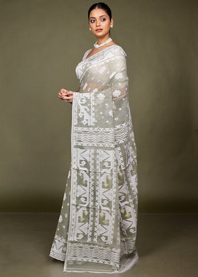 Grey Tant Jamdani Saree Without Blouse Piece