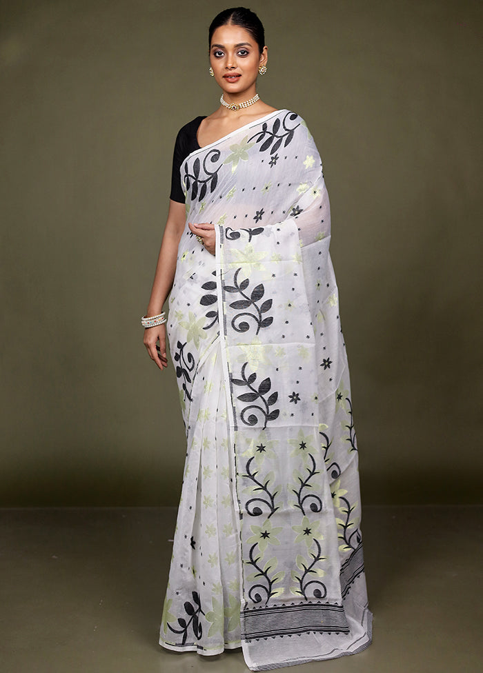 White Tant Jamdani Saree Without Blouse Piece