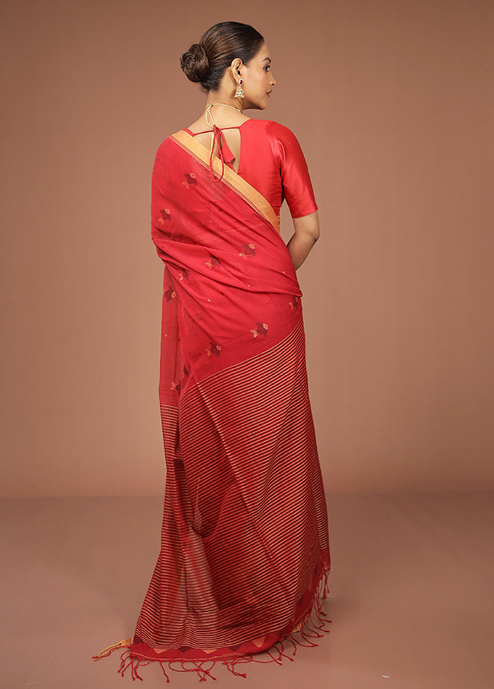 Red Matka Silk Saree With Blouse Piece
