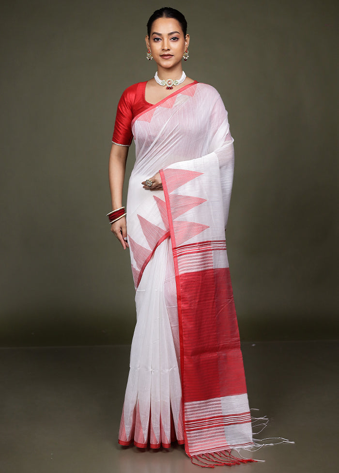 White Matka Silk Saree With Blouse Piece