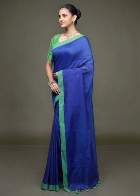 Blue Matka Silk Saree With Blouse Piece
