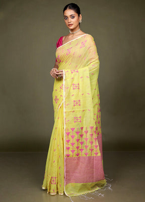 Yellow Cotton Saree With Blouse Piece
