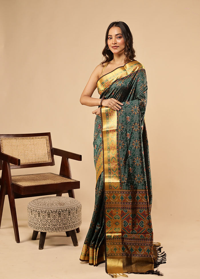 Green Dupion Silk Saree With Blouse Piece