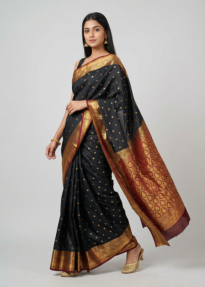 Blue Handloom Kanjivaram Pure Silk Saree With Blouse Piece