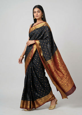 Blue Handloom Kanjivaram Pure Silk Saree With Blouse Piece
