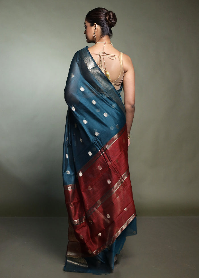 Green Cotton Saree With Blouse Piece