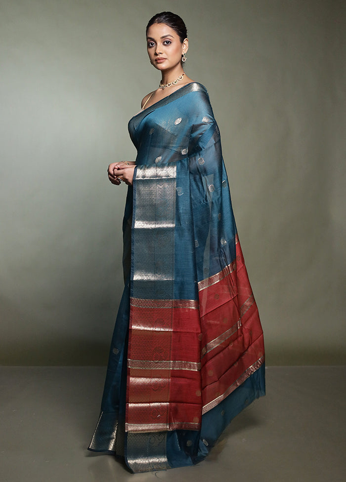Green Cotton Saree With Blouse Piece