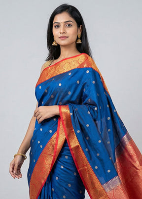 Blue Kanjivaram Silk Saree With Blouse Piece