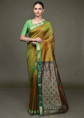 Green Kanjivaram Silk Saree With Blouse Piece
