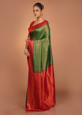 Green Dupion Silk Saree With Blouse Piece