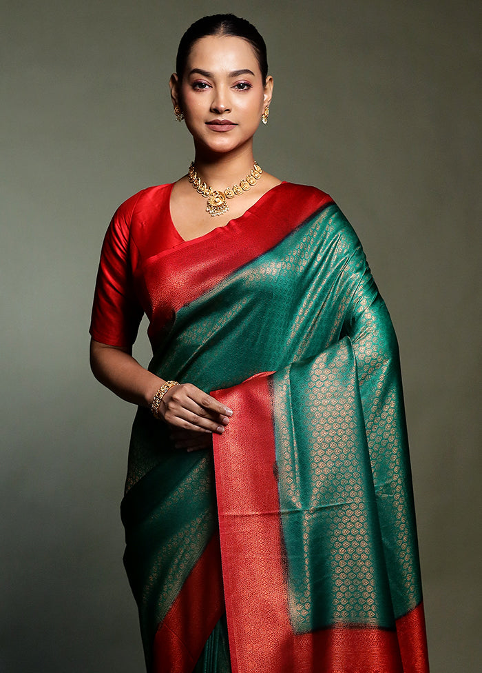 Green Dupion Silk Saree With Blouse Piece