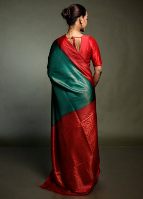 Green Dupion Silk Saree With Blouse Piece