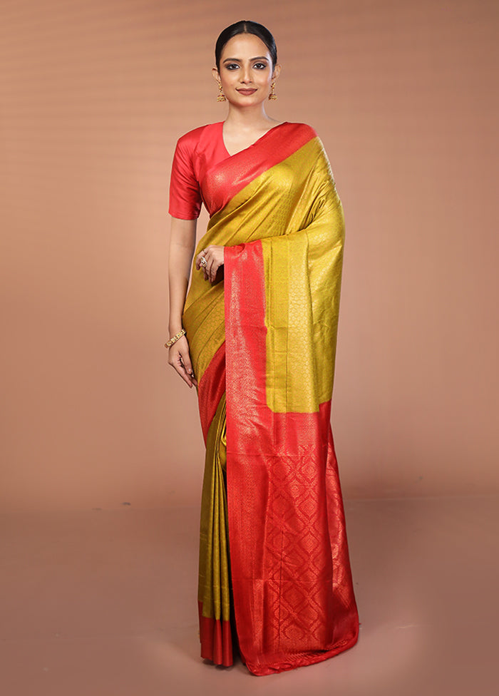 Green Dupion Silk Saree With Blouse Piece