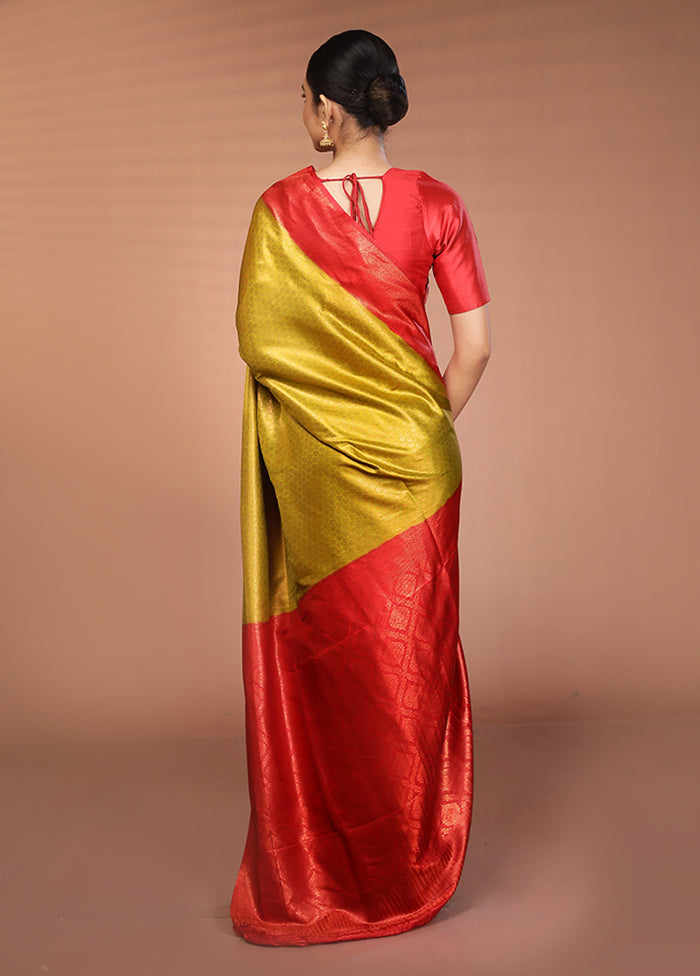 Green Dupion Silk Saree With Blouse Piece