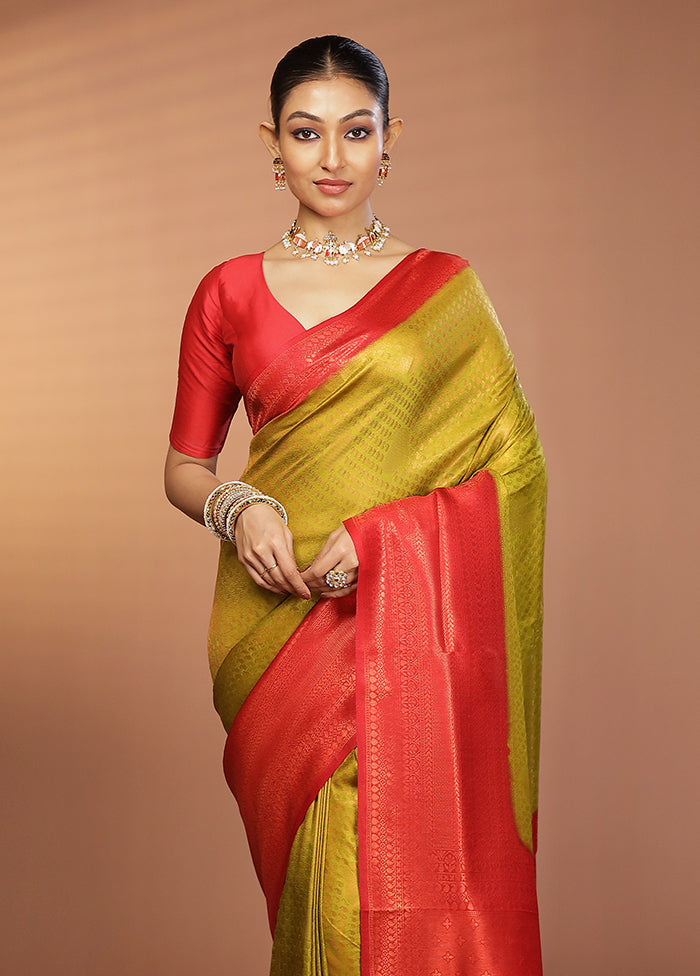 Green Dupion Silk Saree With Blouse Piece