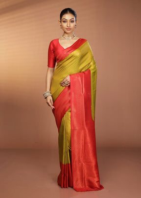 Green Dupion Silk Saree With Blouse Piece