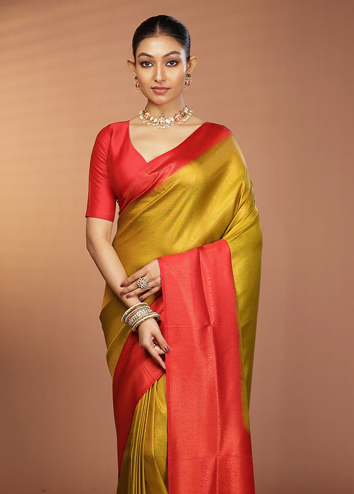 Green Dupion Silk Saree With Blouse Piece