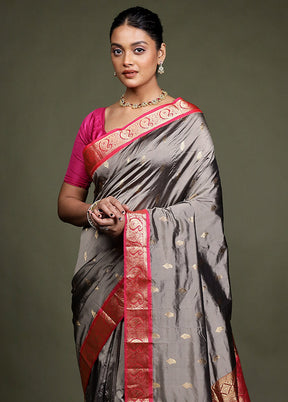 Grey Handloom Kanchipuram Pure Silk Saree With Blouse Piece