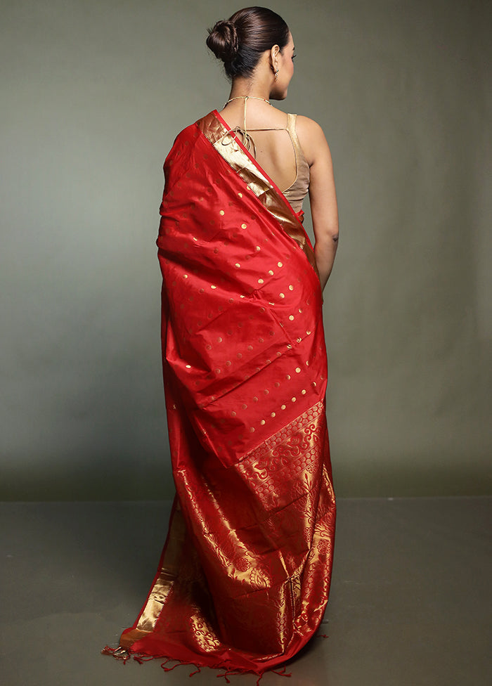 Red Kanjivaram Silk Saree With Blouse Piece
