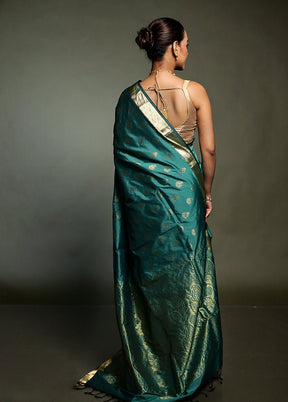 Green Kanjivaram Silk Saree With Blouse Piece