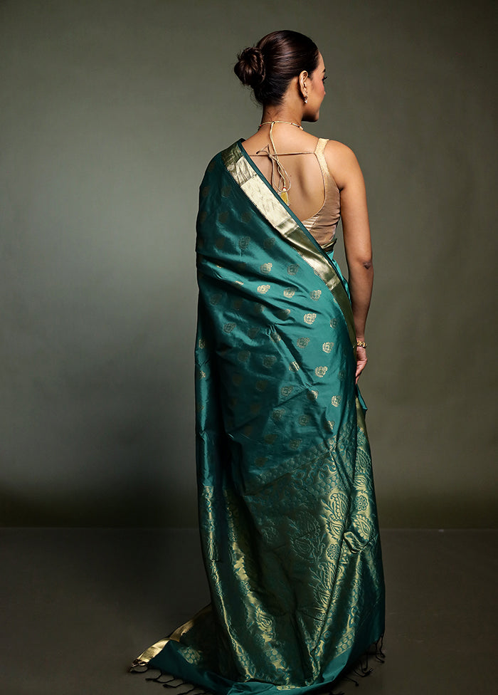 Green Kanjivaram Silk Saree With Blouse Piece
