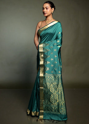 Green Kanjivaram Silk Saree With Blouse Piece