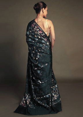 Green Kora Silk Saree With Blouse Piece