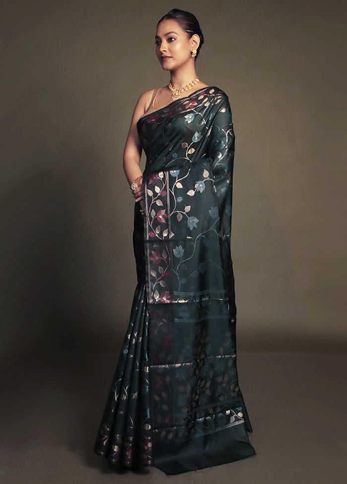 Green Kora Silk Saree With Blouse Piece