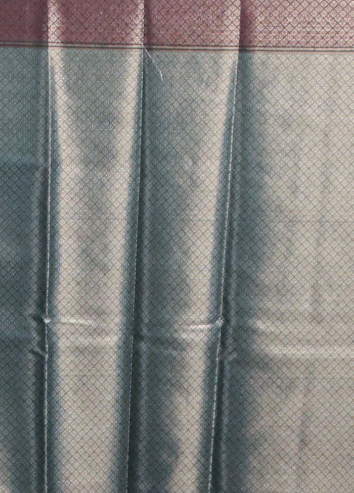 Green Kora Silk Saree With Blouse Piece