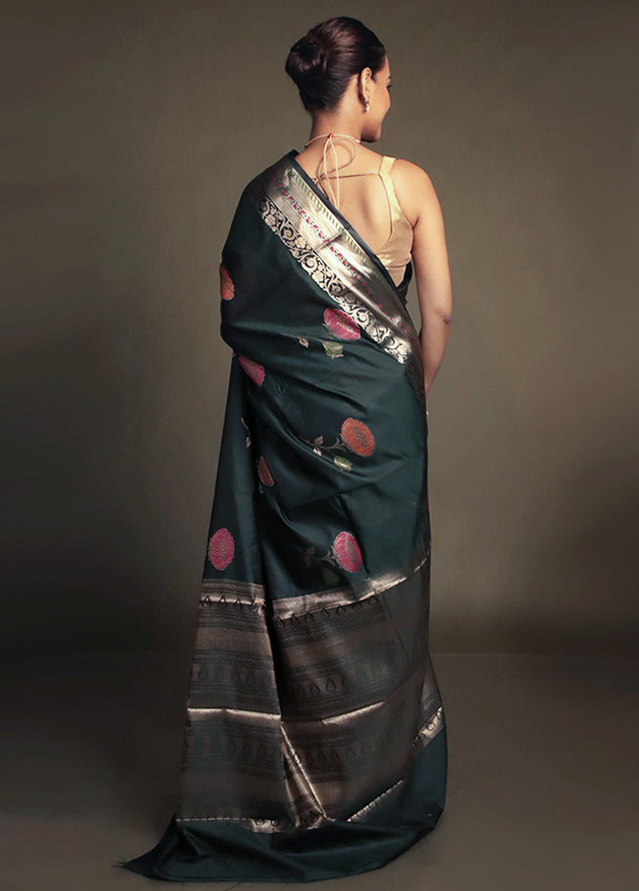Green Kora Silk Saree With Blouse Piece