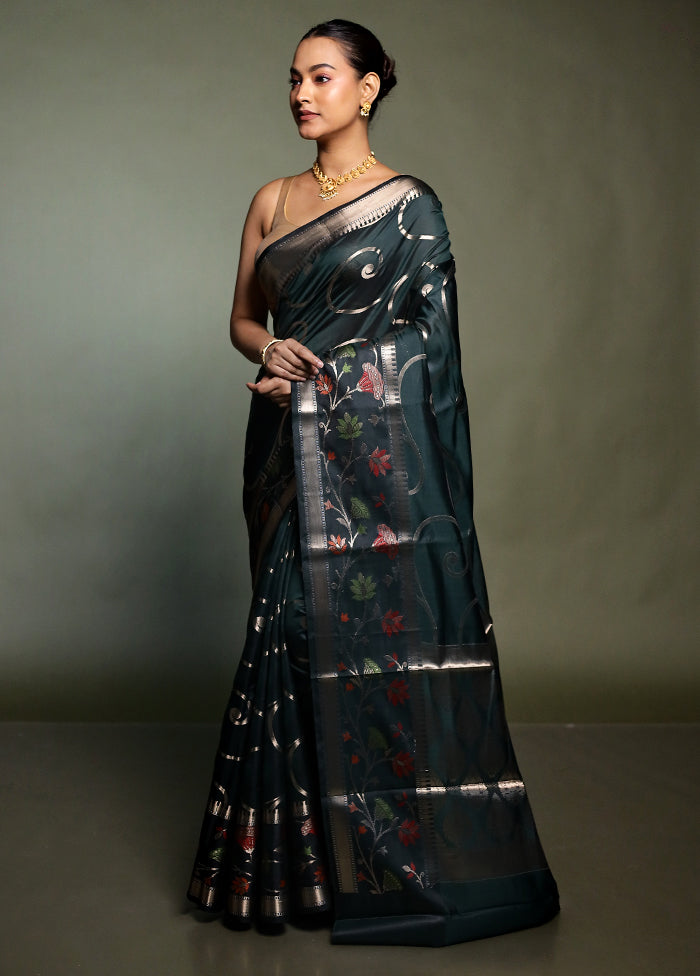 Green Kora Silk Saree With Blouse Piece