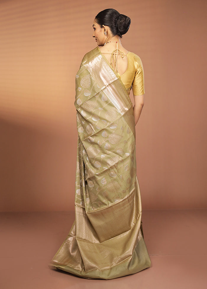Green Kora Silk Saree With Blouse Piece