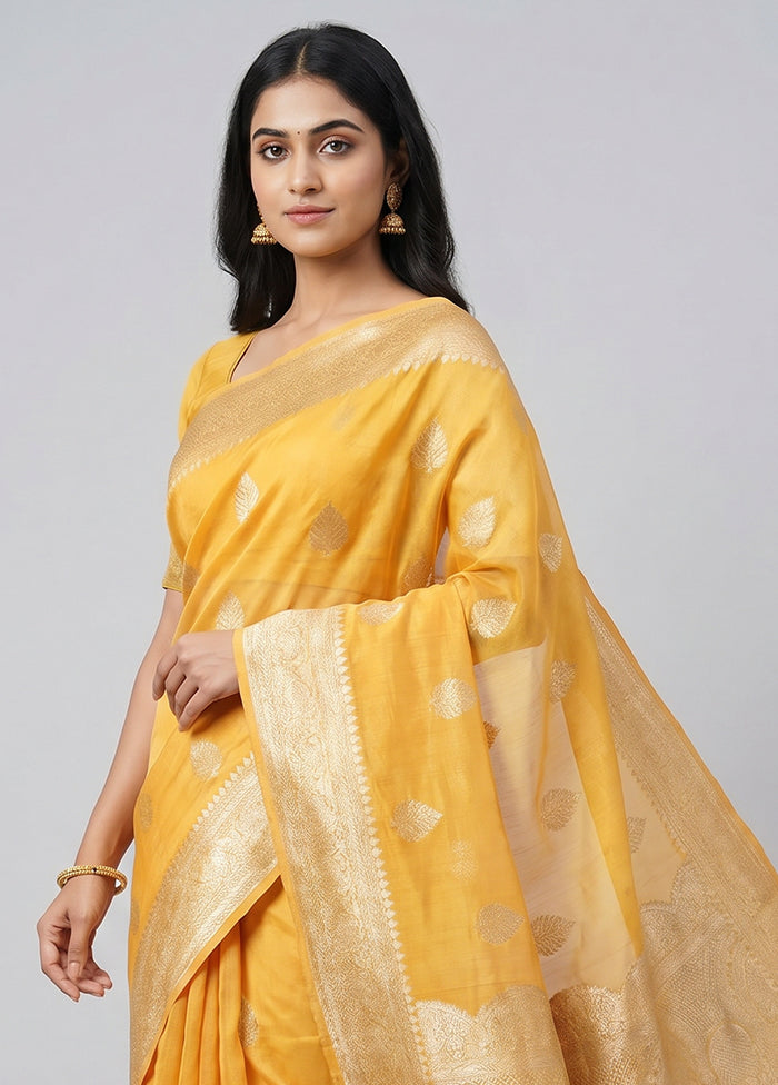 Peach Organza Saree With Blouse Piece