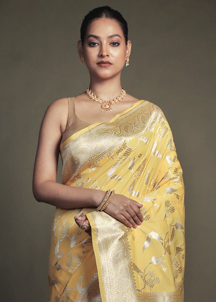 Yellow Uppada Silk Saree With Blouse Piece