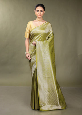 Green Dupion Silk Saree With Blouse Piece